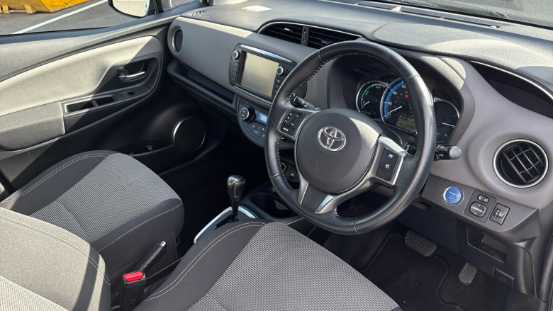 Toyota Yaris 1.5 Hybrid Sport 5dr CVT Hybrid Hatchback